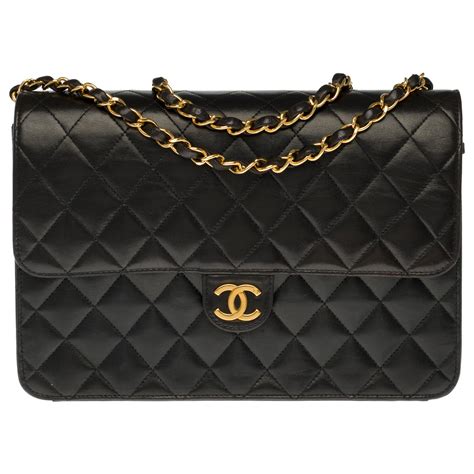 bolso clasico de chanel|bolsas chanel pre owned.